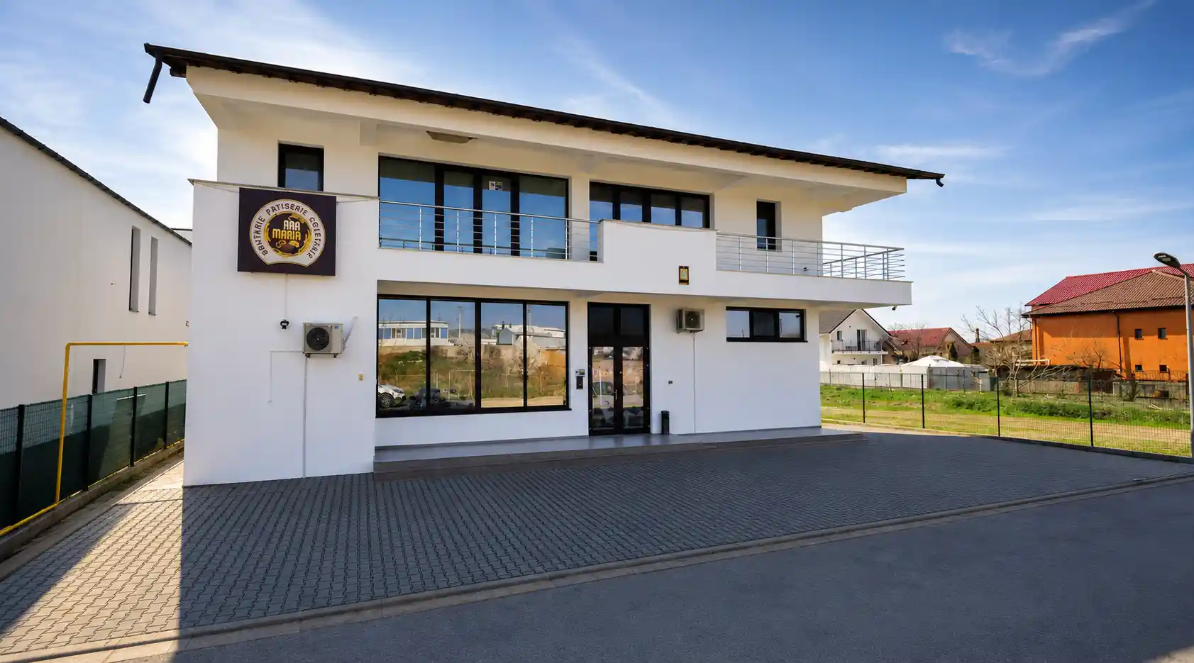 Clădirea brutăriei artizanale Ana Maria Bakery din Cârcea, lângă Craiova